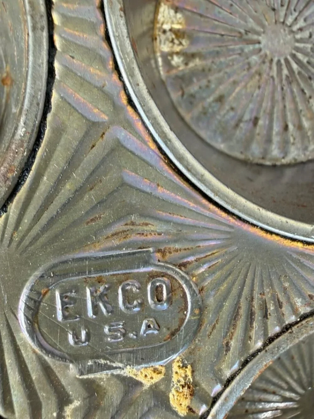 Vintage Echo Starburst Muffin‎ Tin